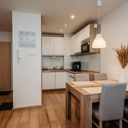Apartman Ah Povazska Iv Kassa