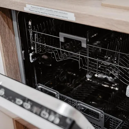 Ah Povazska Iv Apartman Kassa